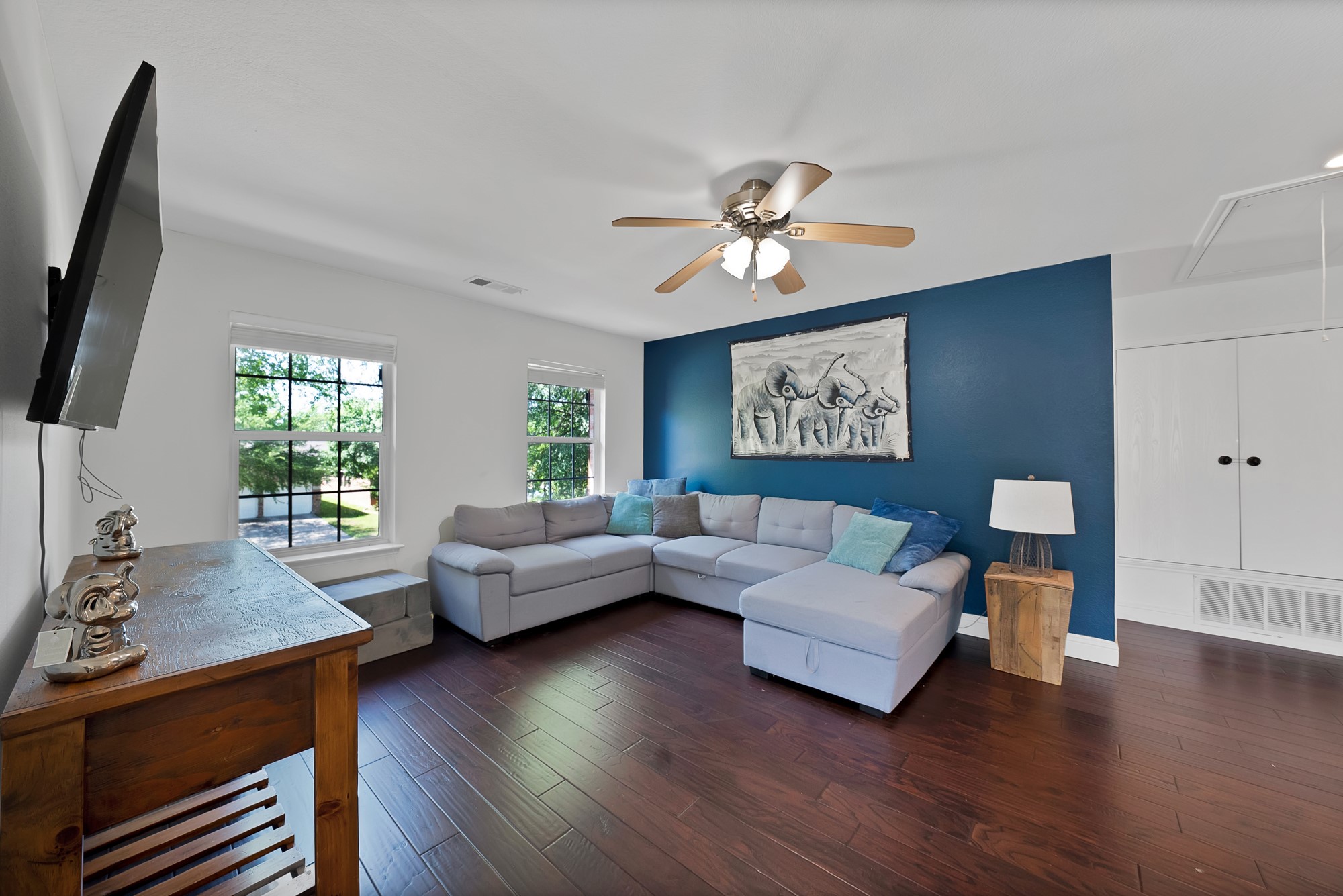 2827 Grandview Drive Grand Prairie TX 75052