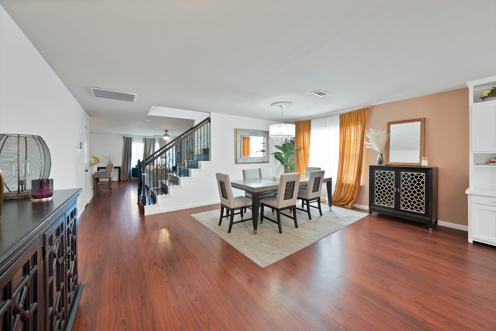 2827 Grandview Drive Grand Prairie TX 75052