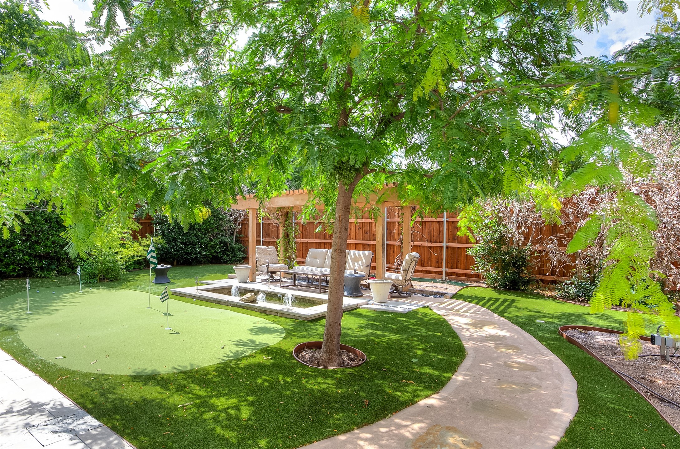 2455 Halloran Street Fort Worth TX 76107