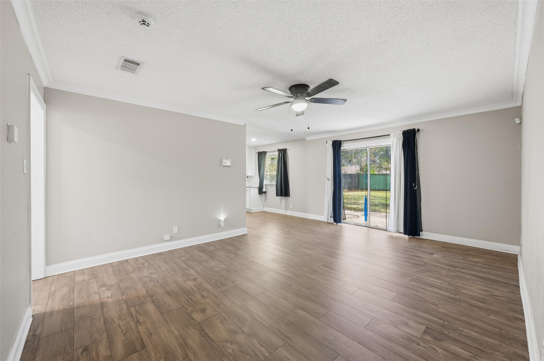 6524 Bernadine Drive Watauga TX 76148