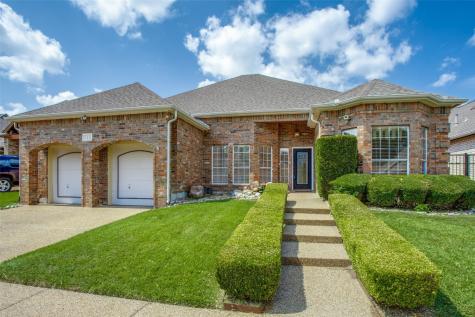 762 Village Green Drive Desoto TX 75115