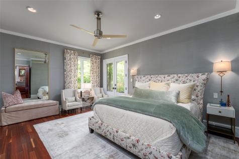 2702 Mark Twain Court Arlington TX 76006