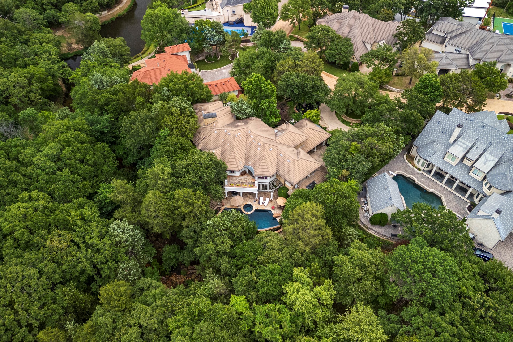 2702 Mark Twain Court Arlington TX 76006