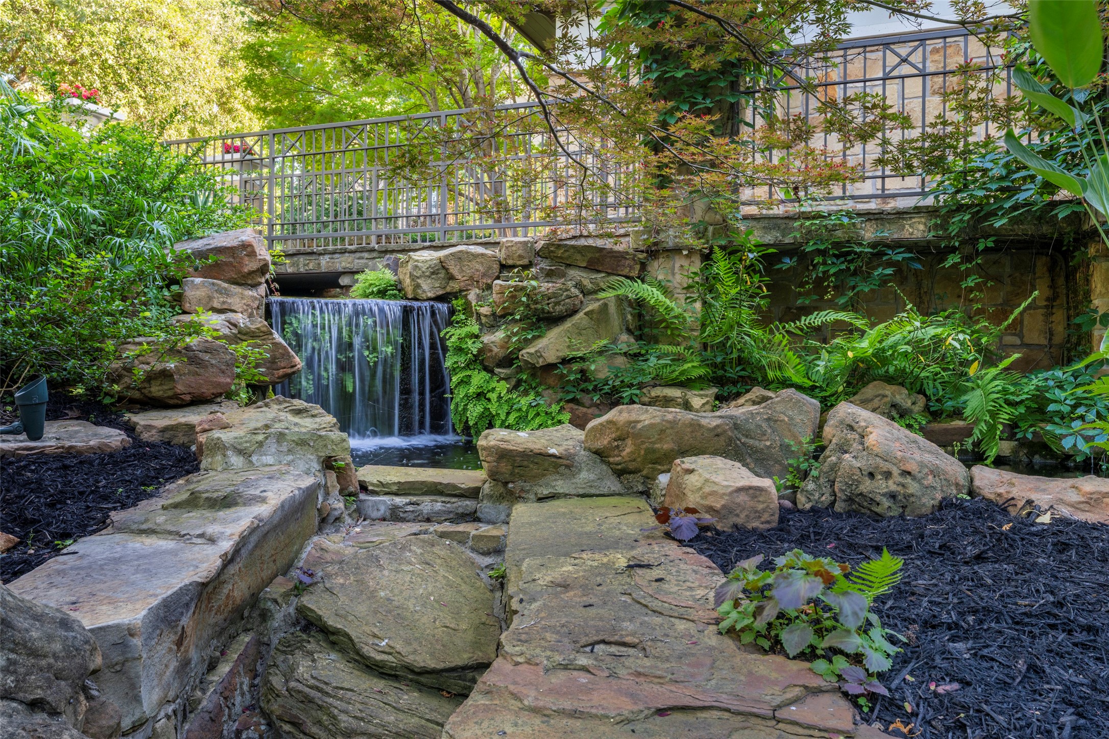 2702 Mark Twain Court Arlington TX 76006