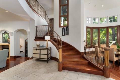 2702 Mark Twain Court Arlington TX 76006