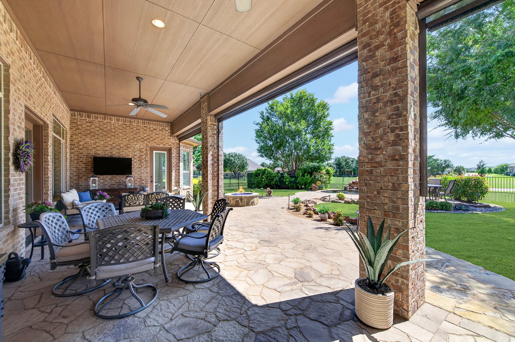 12105 Glenbrook Street Denton TX 76207