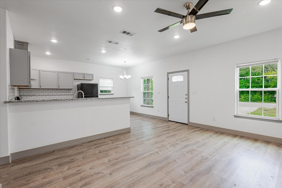 3516 Tomahawk Drive Granbury TX 76048