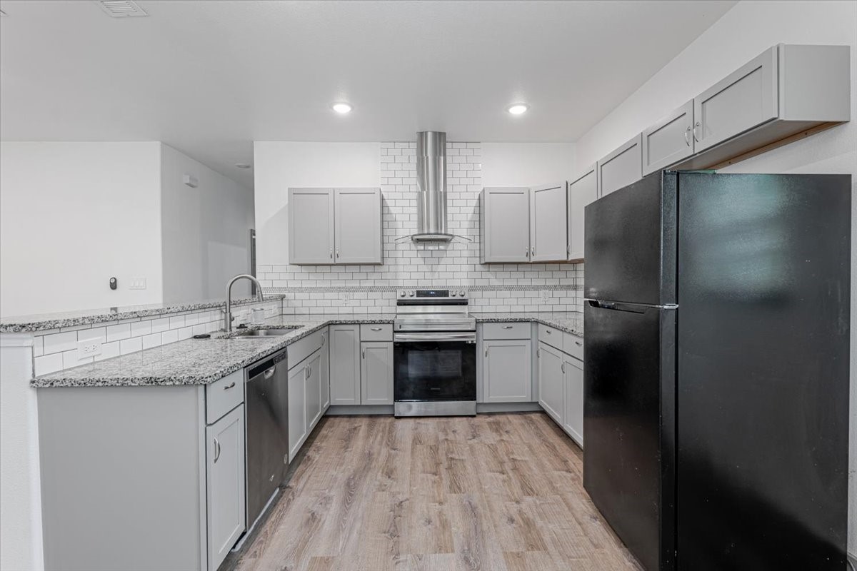 3516 Tomahawk Drive Granbury TX 76048