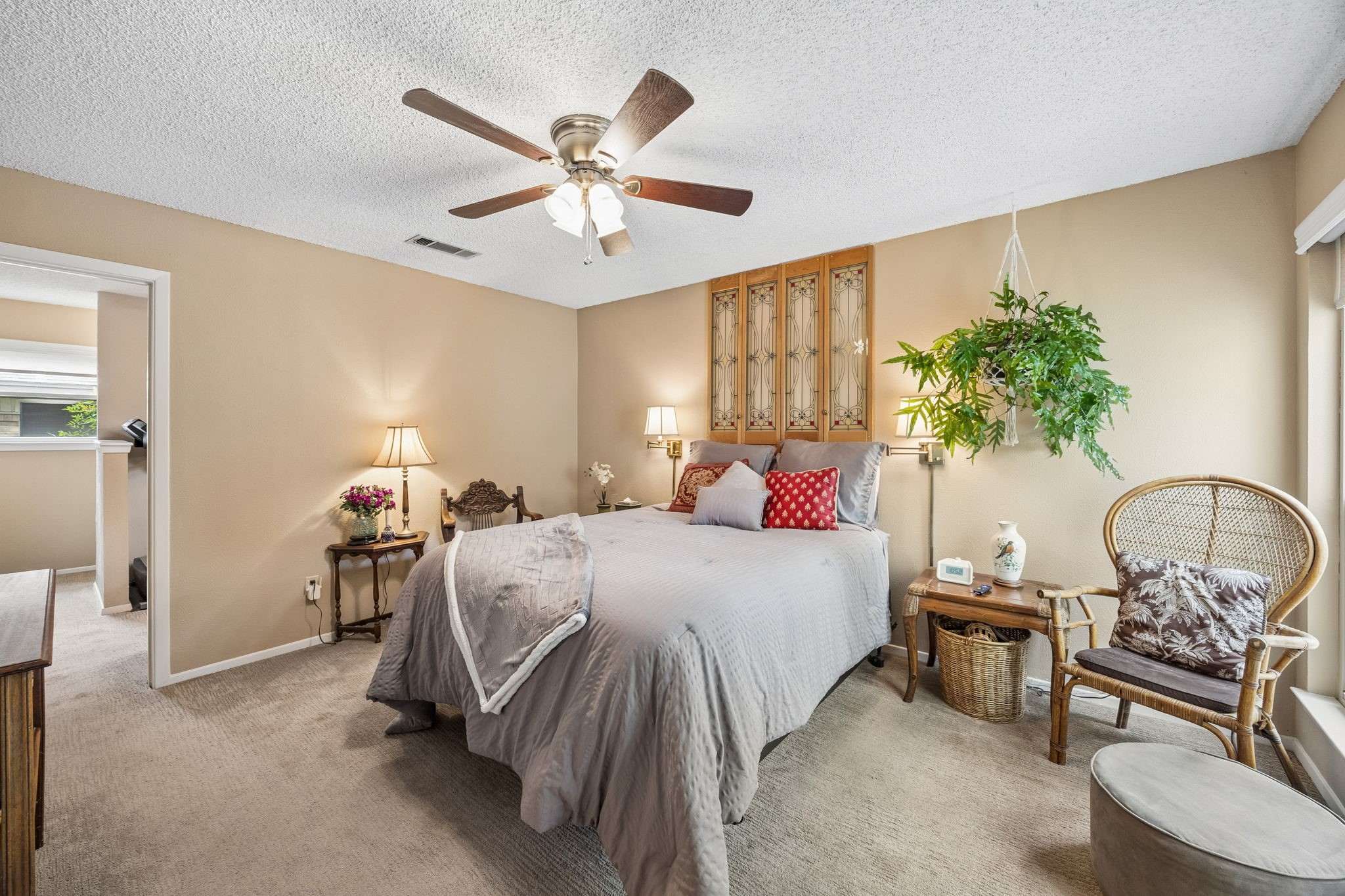 2709 Hedgeway Drive Arlington TX 76016