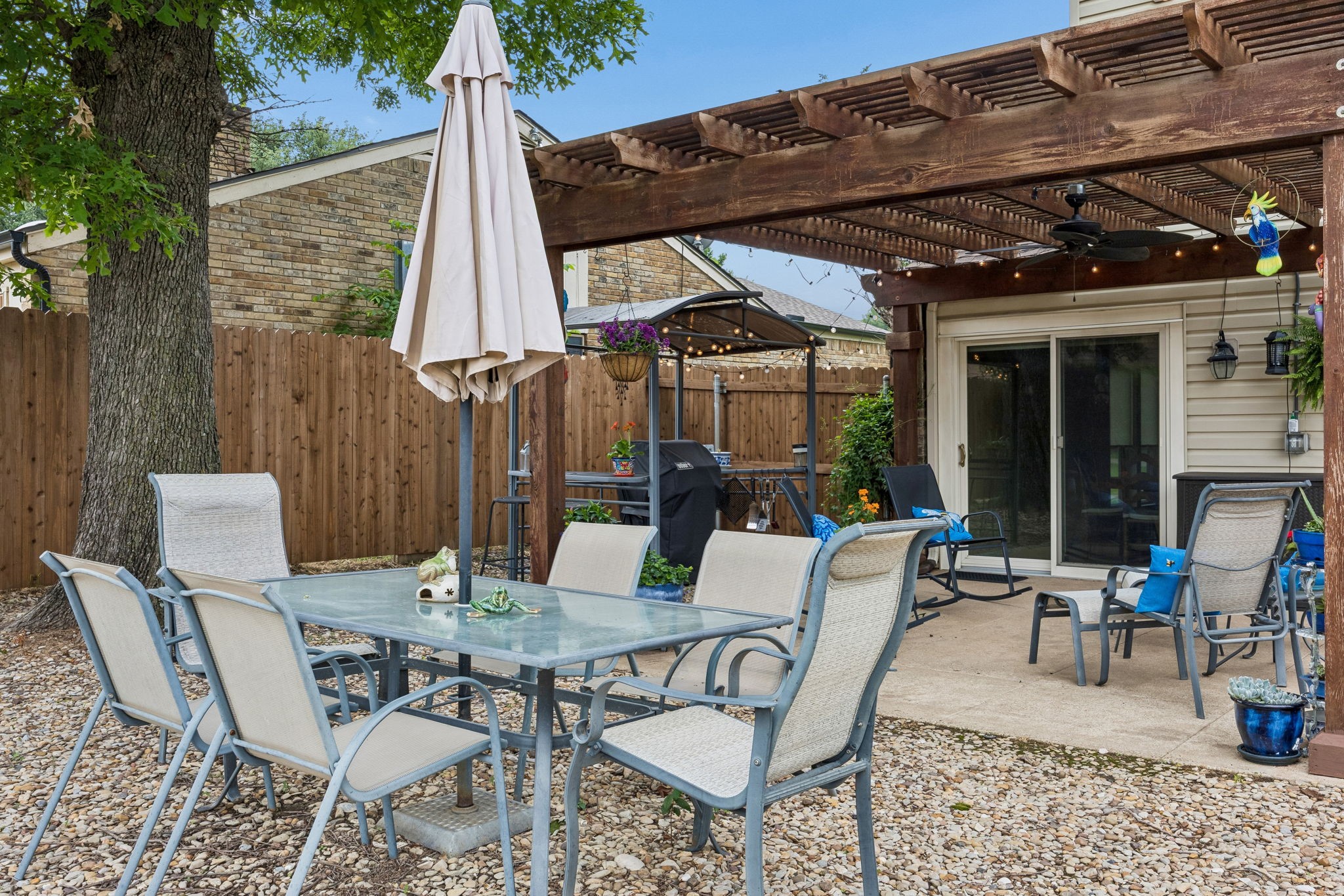 2709 Hedgeway Drive Arlington TX 76016