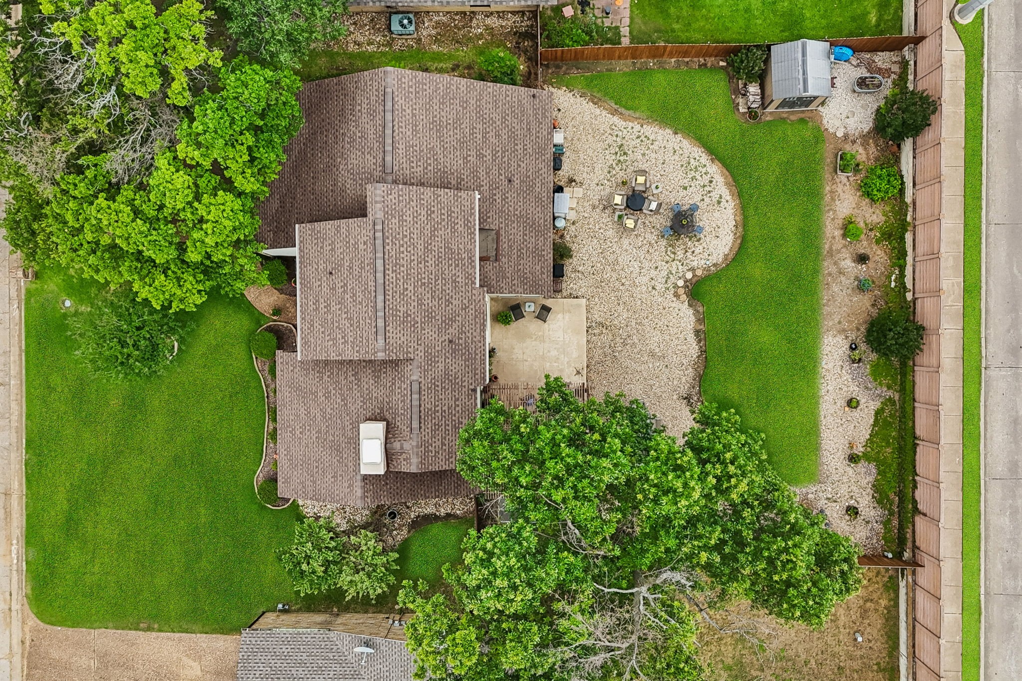 2709 Hedgeway Drive Arlington TX 76016