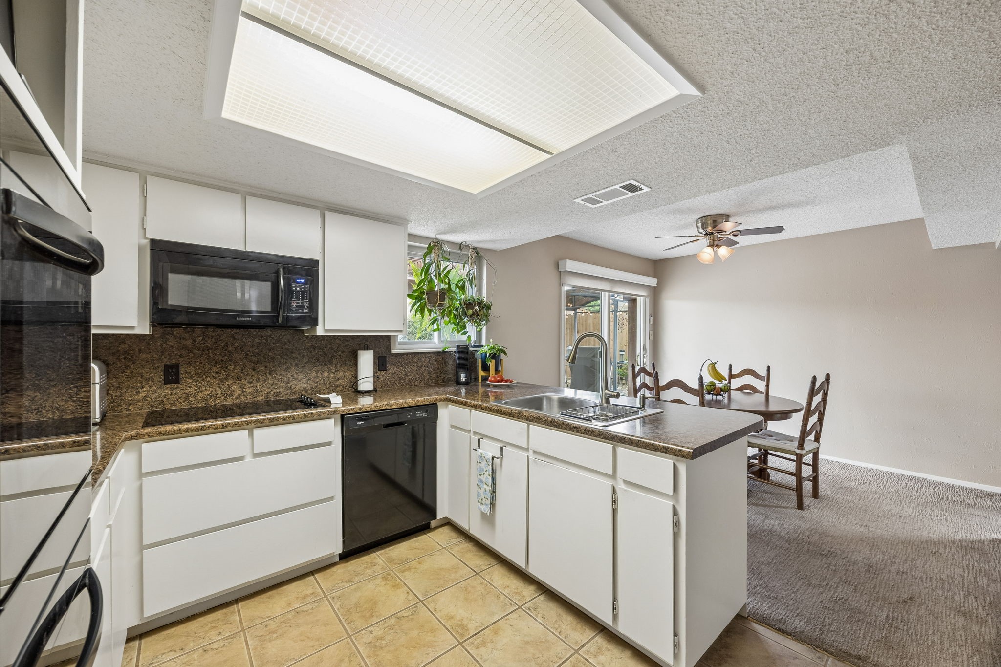 2709 Hedgeway Drive Arlington TX 76016