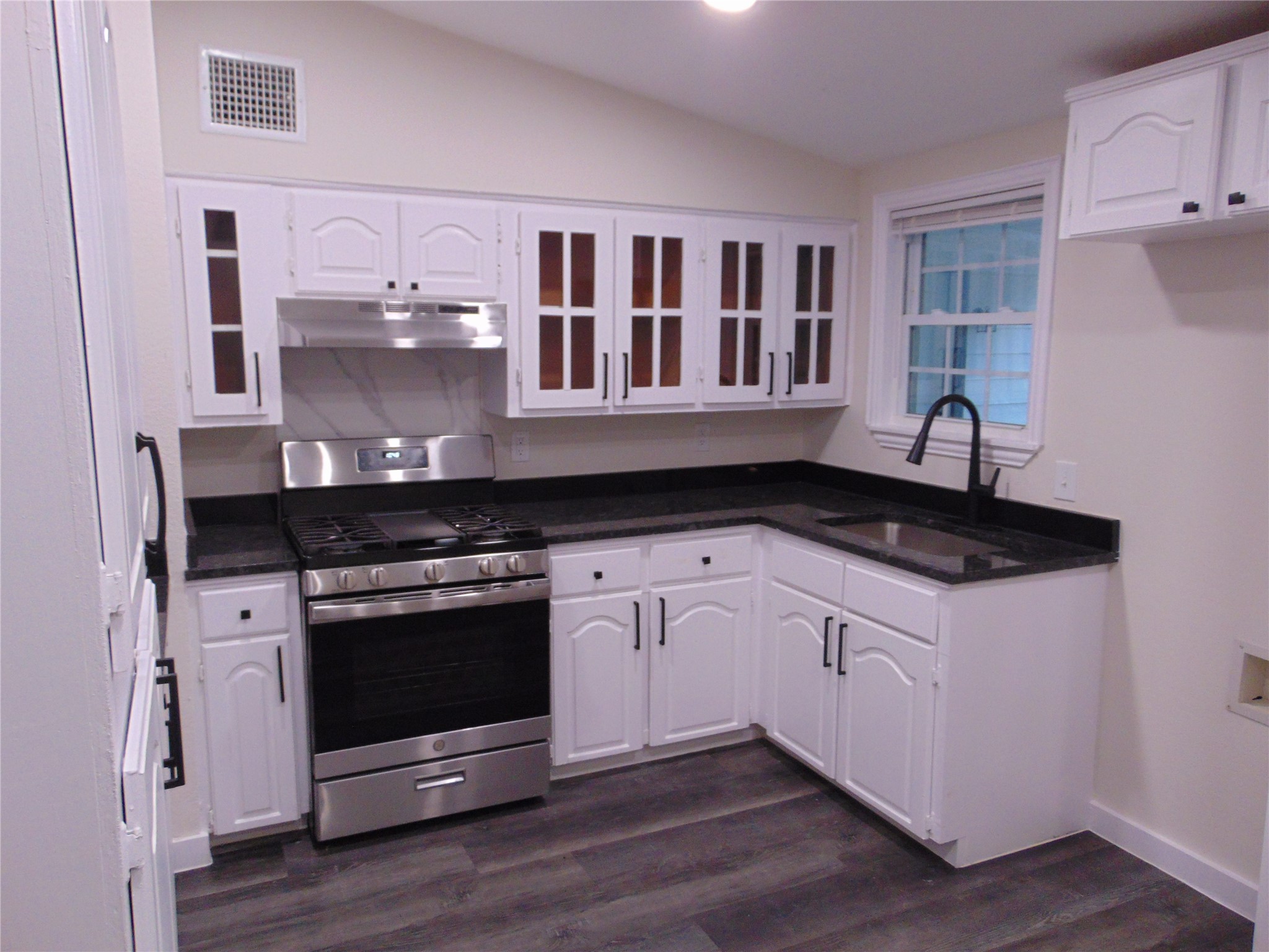 202 Wallace Drive Garland TX 75041