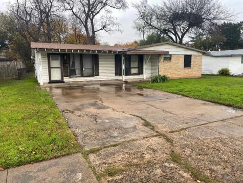 121 Jenny Kay Lane Irving TX 75060
