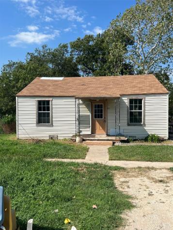 703 Baylor Street Nocona TX 76255