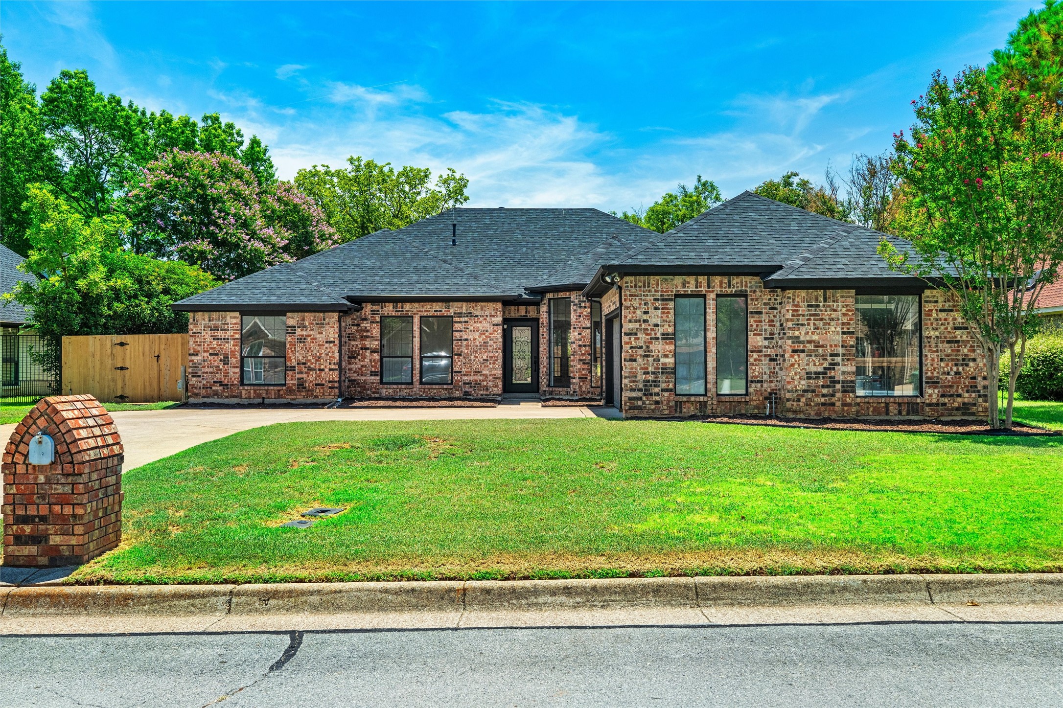 506 Giltin Drive Arlington TX 76006