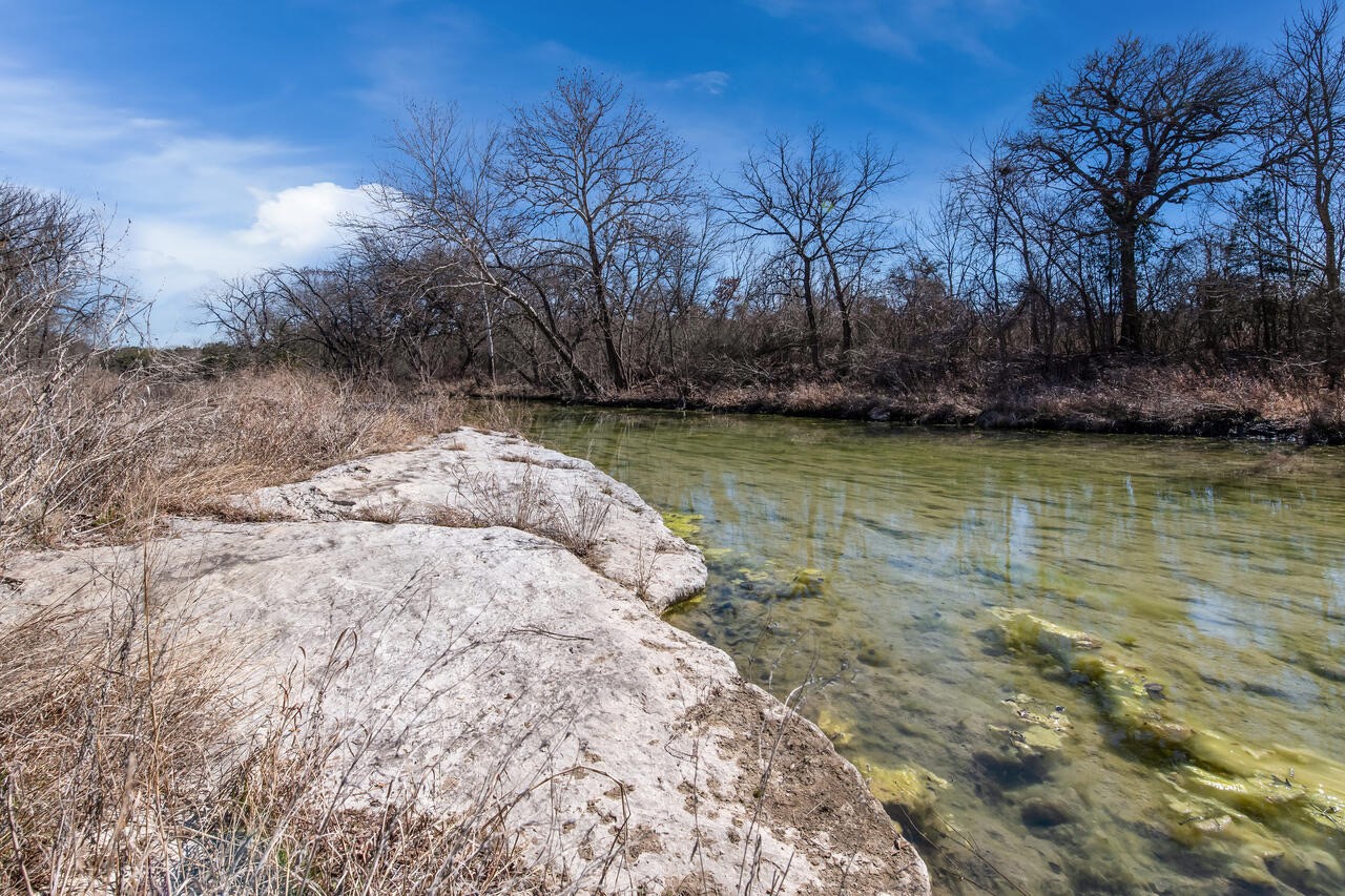 1435 County Road 3550 Valley Mills TX 76689