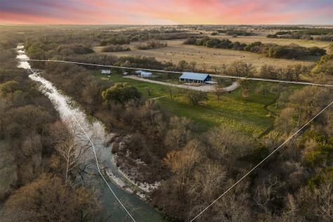 1435 County Road 3550 Valley Mills TX 76689