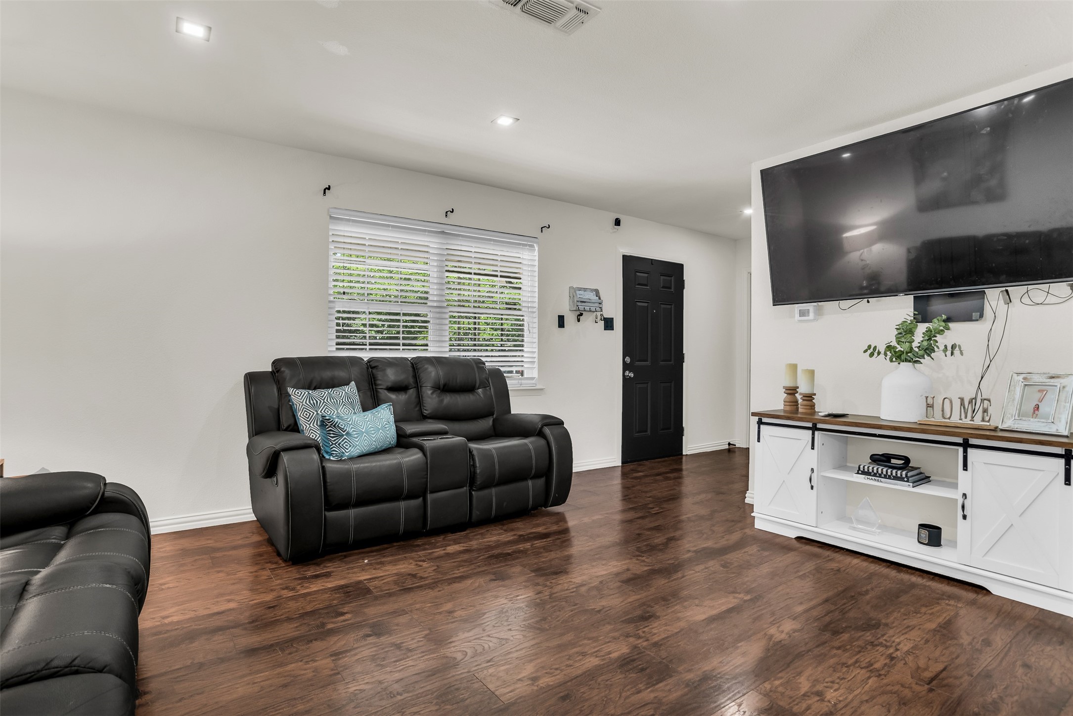 2316 Miriam Lane Arlington TX 76010