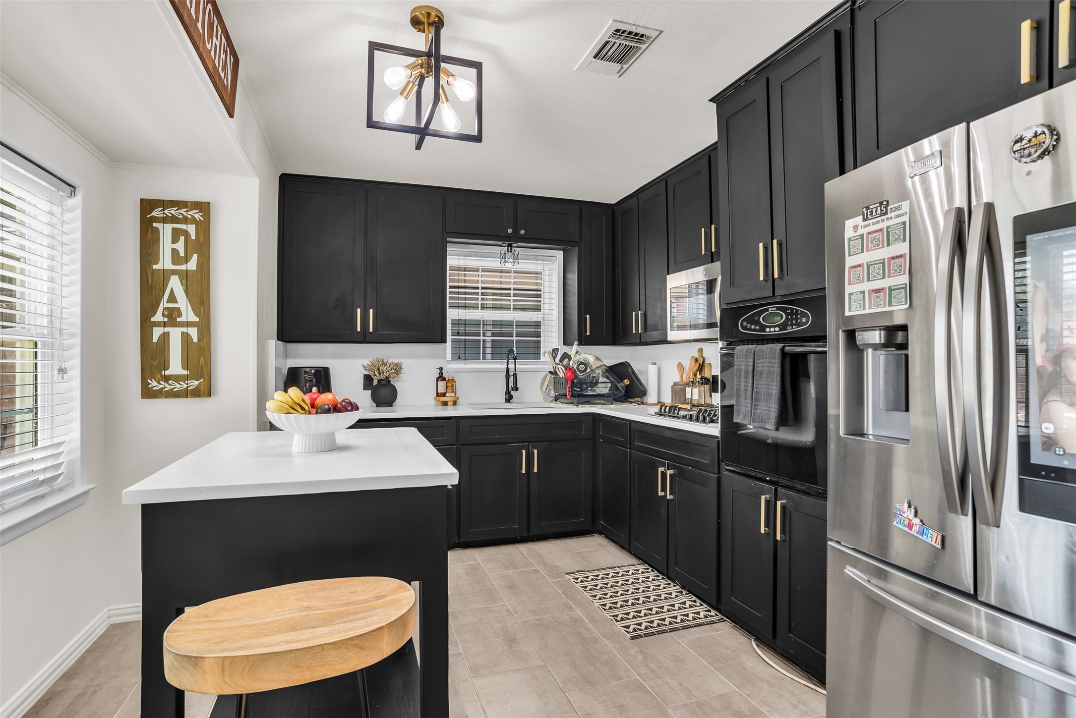 2316 Miriam Lane Arlington TX 76010