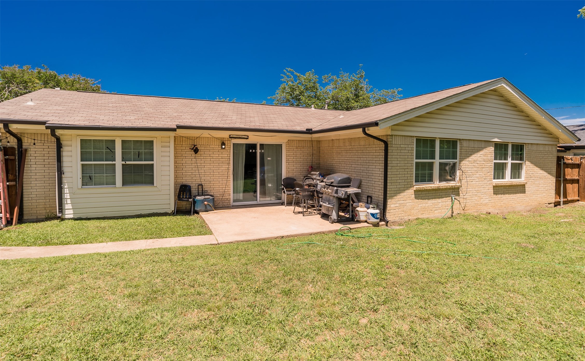 2316 Miriam Lane Arlington TX 76010
