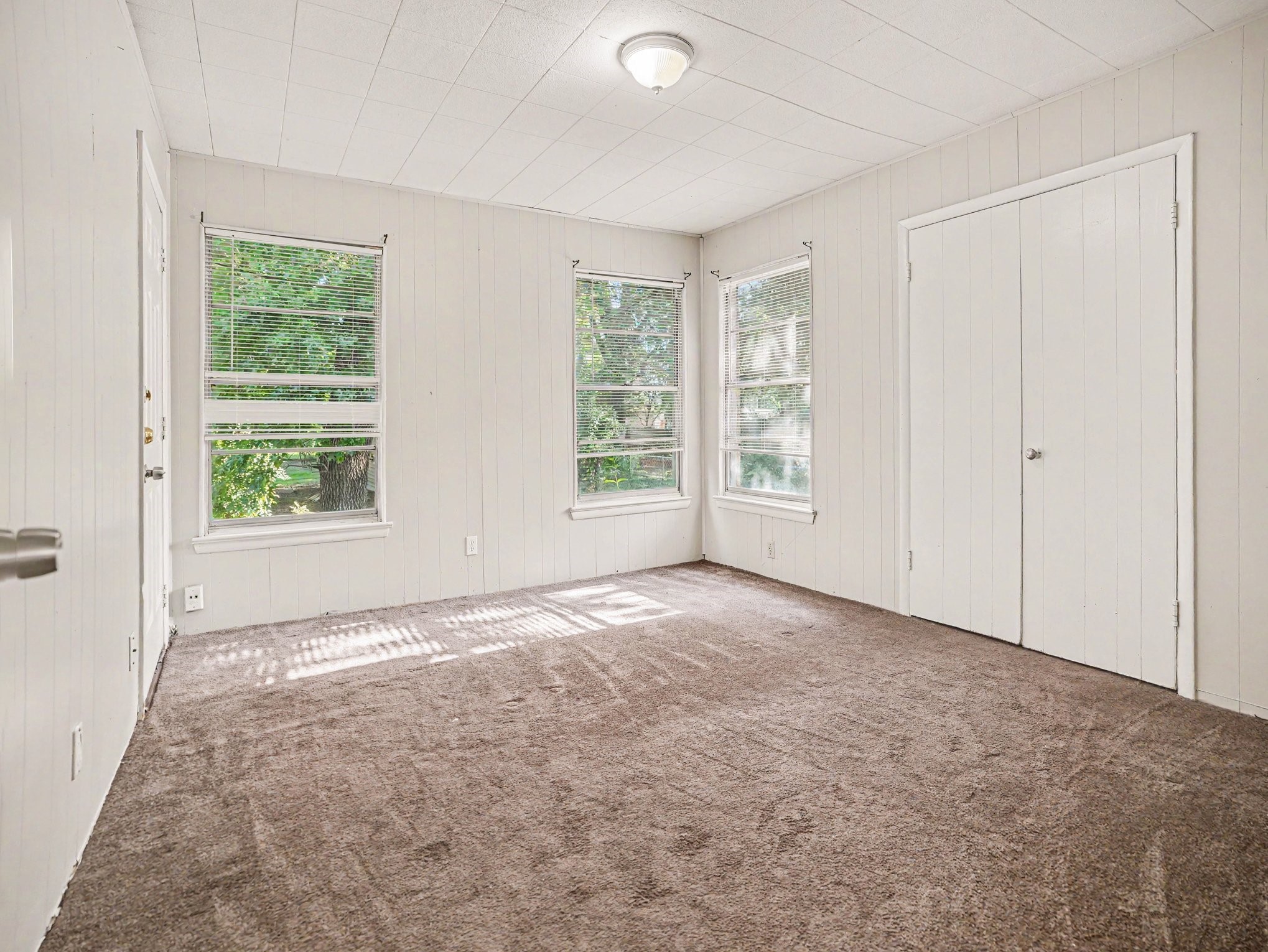 5918 Overlook Drive Dallas TX 75227
