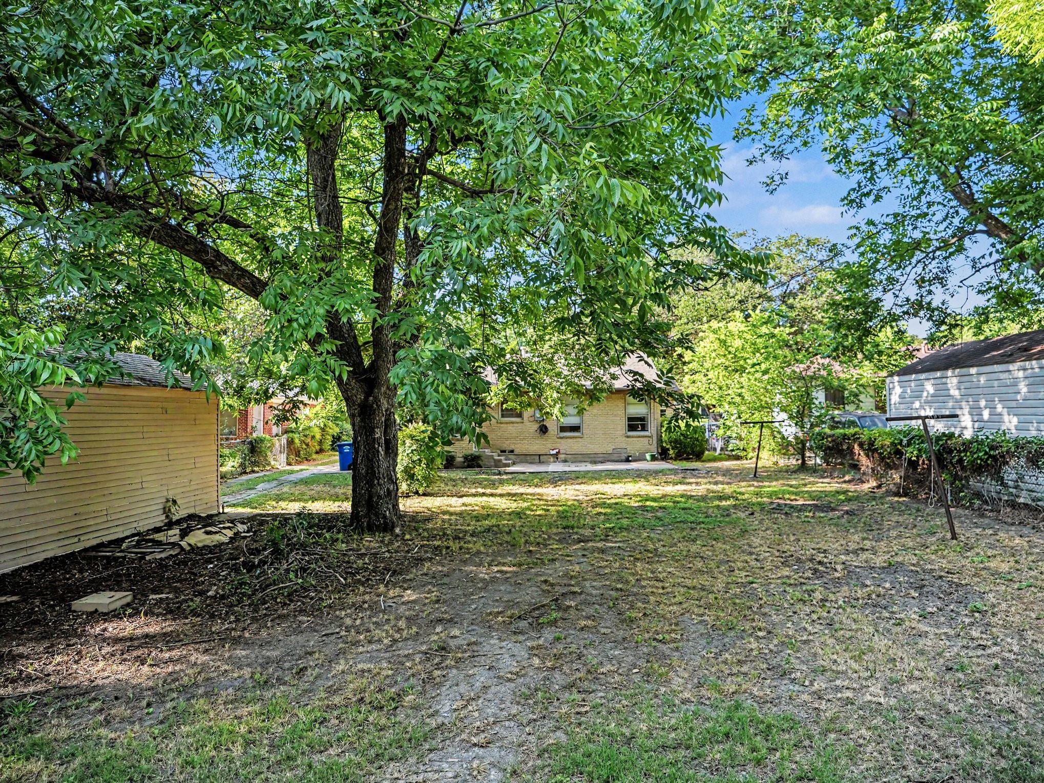 5918 Overlook Drive Dallas TX 75227