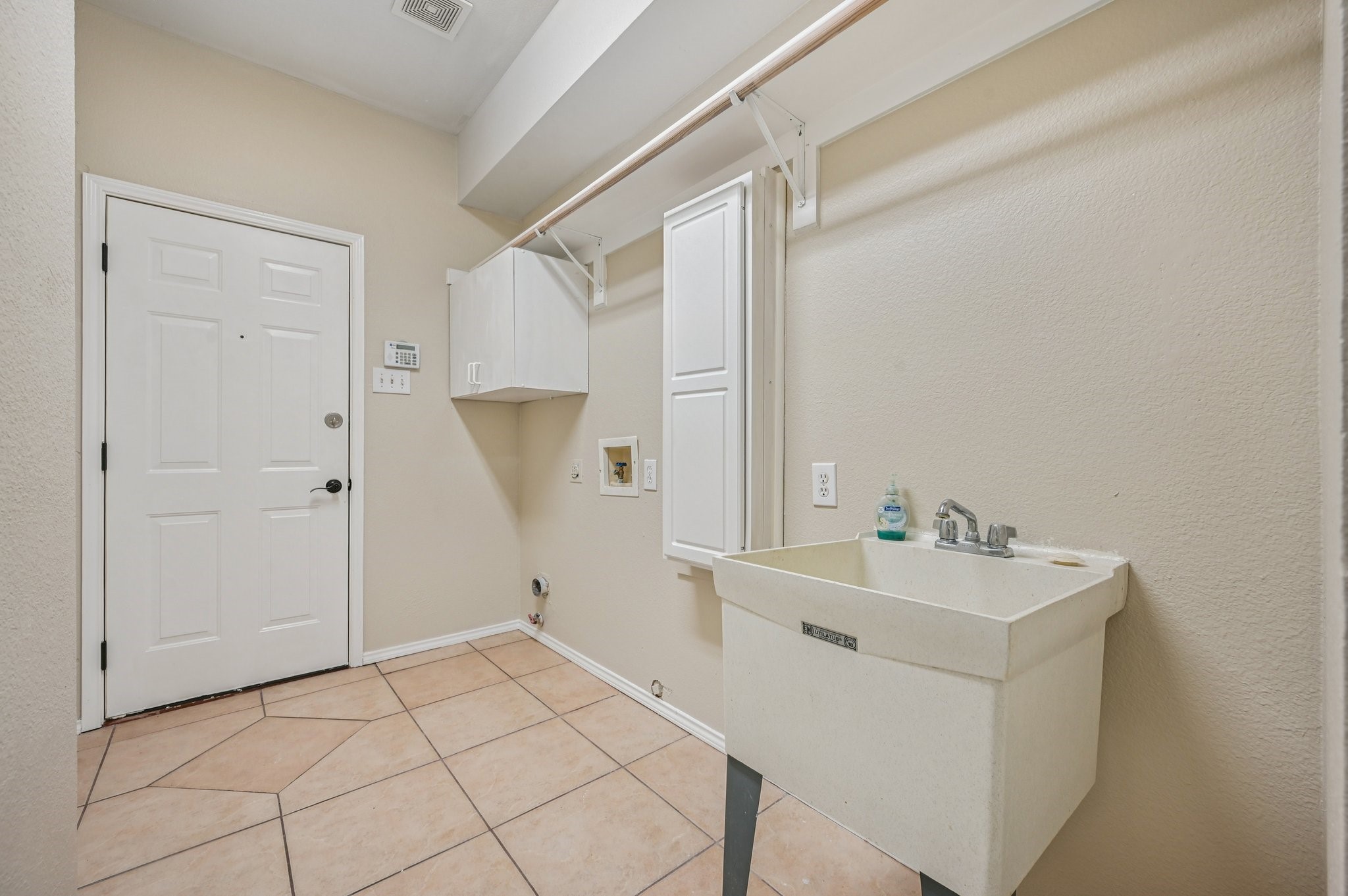 4730 Parkhaven Drive Garland TX 75043