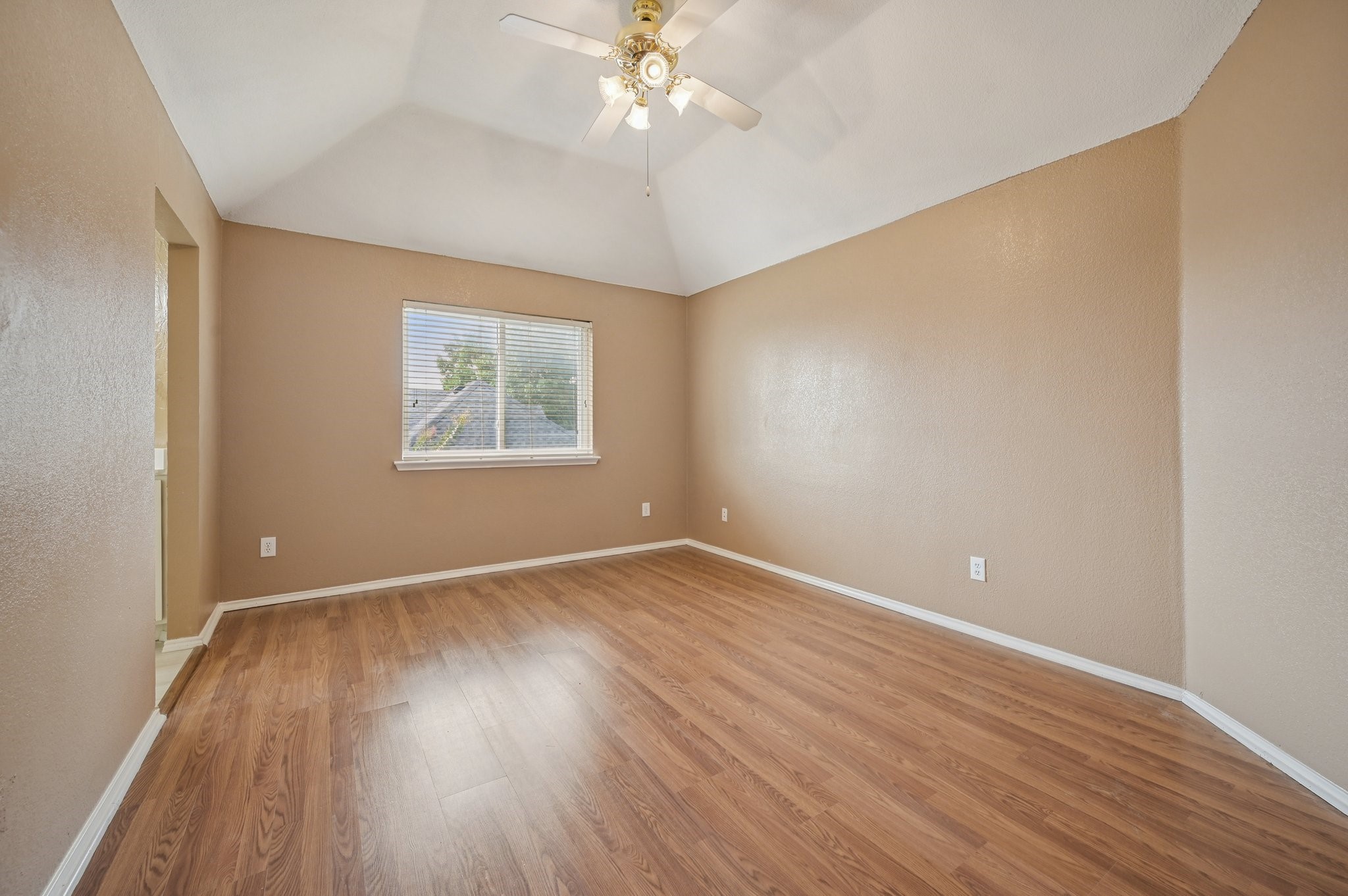 4730 Parkhaven Drive Garland TX 75043