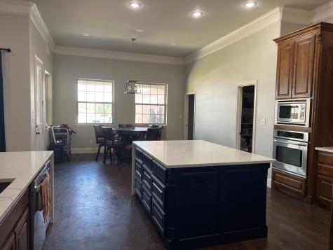 251 Rs County Road 3430 Emory TX 75440