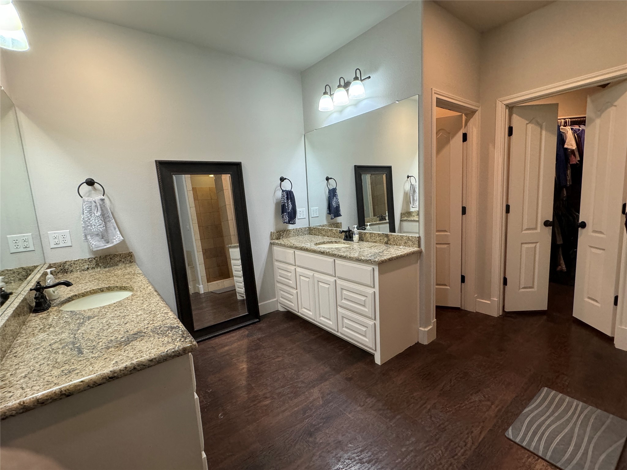 251 Rs County Road 3430 Emory TX 75440