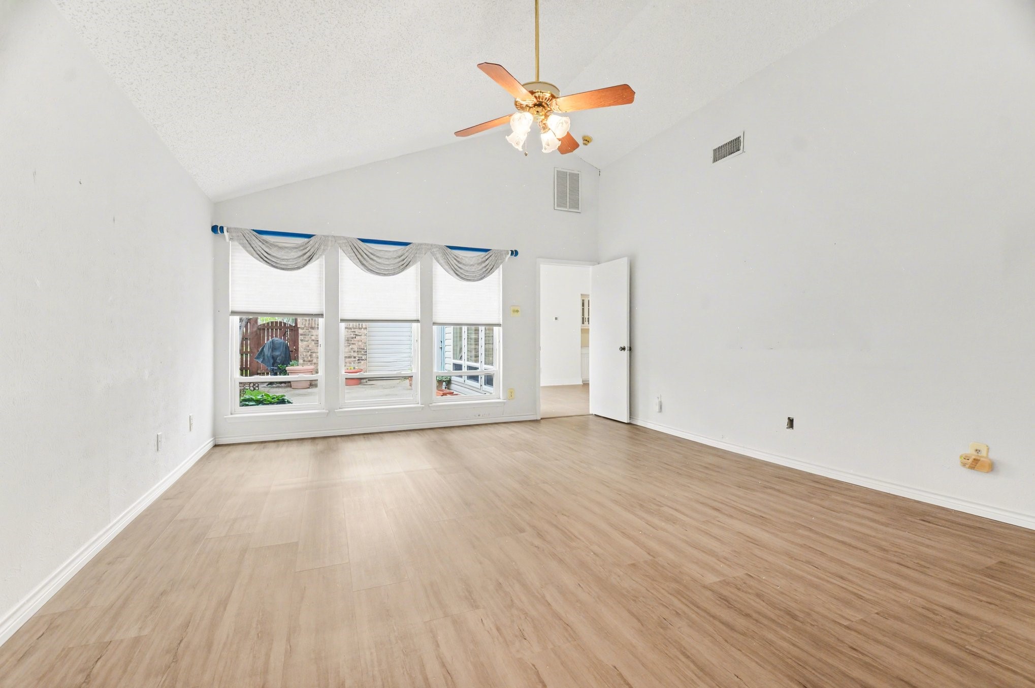 2019 Whippoorwill Lane Carrollton TX 75006