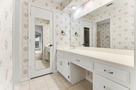 2019 Whippoorwill Lane Carrollton TX 75006