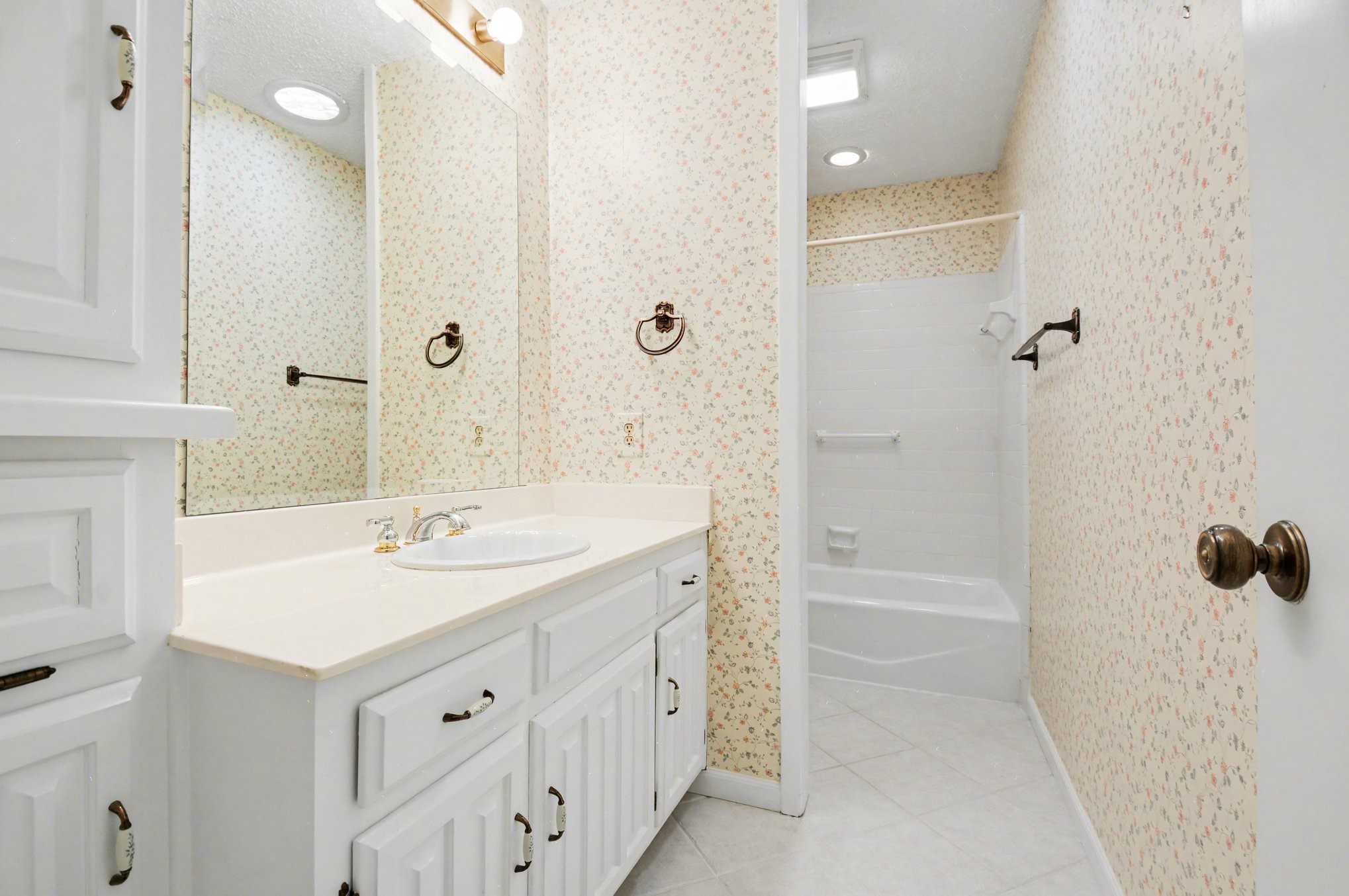 2019 Whippoorwill Lane Carrollton TX 75006