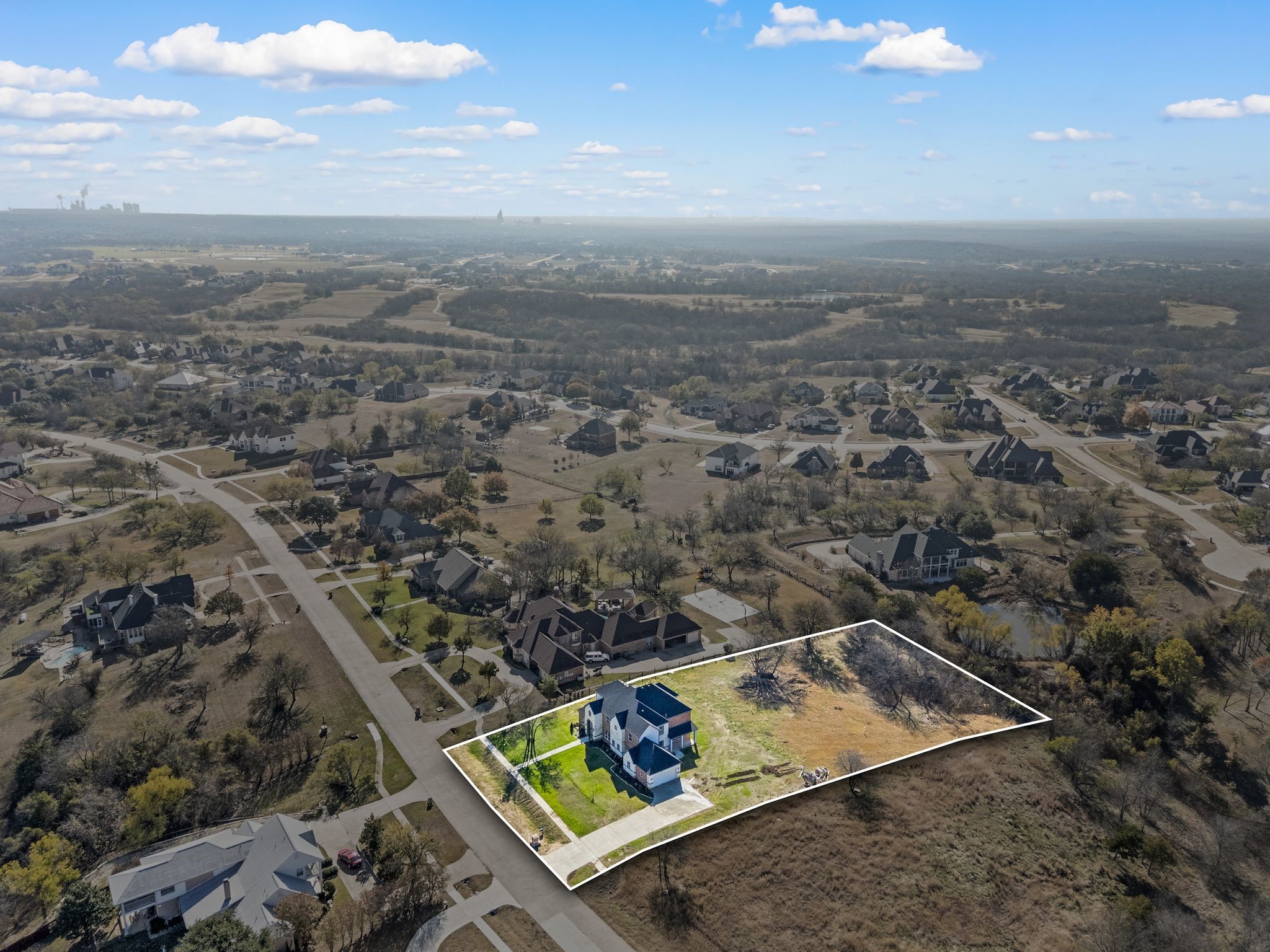 828 Mallard Pointe Drive Grand Prairie TX 75104