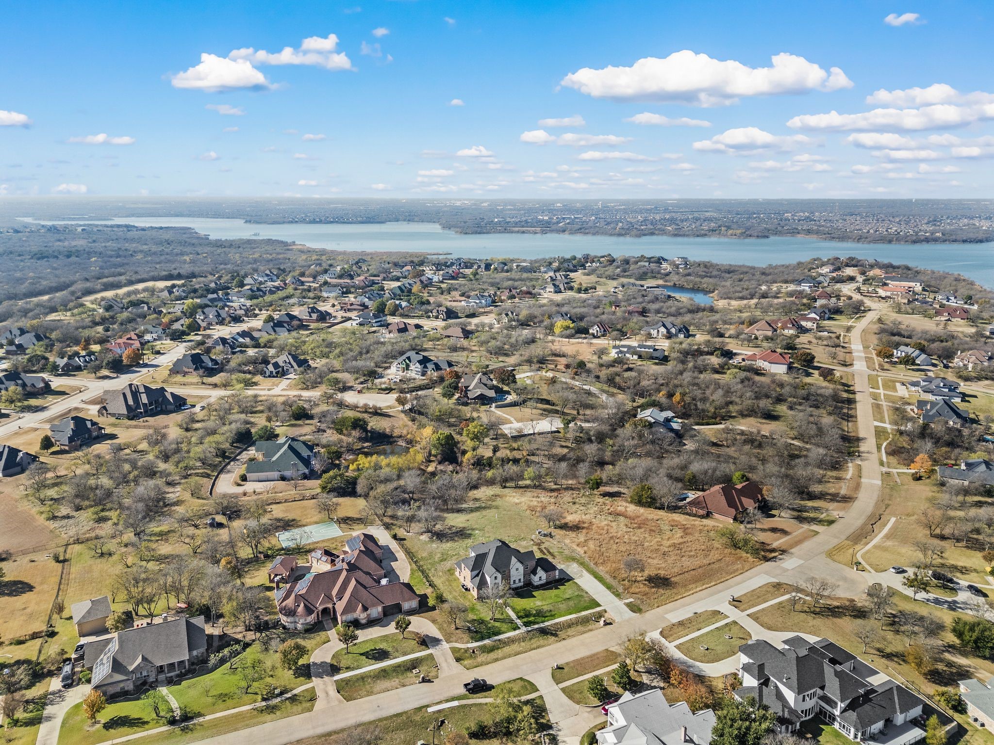 828 Mallard Pointe Drive Grand Prairie TX 75104