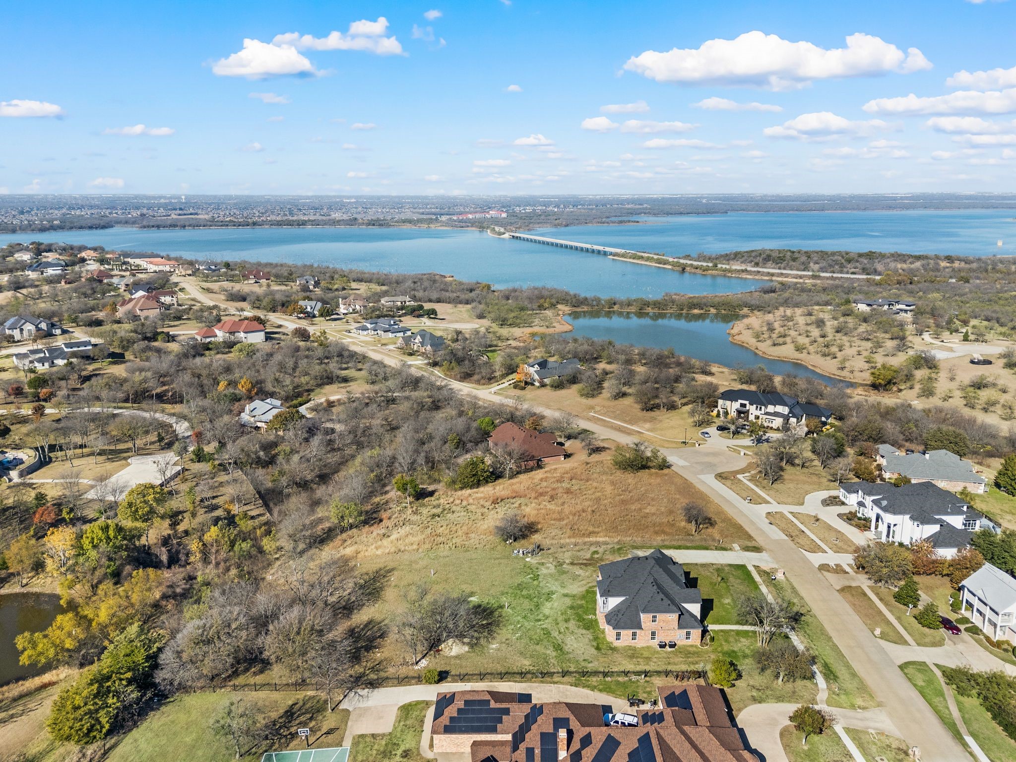 828 Mallard Pointe Drive Grand Prairie TX 75104