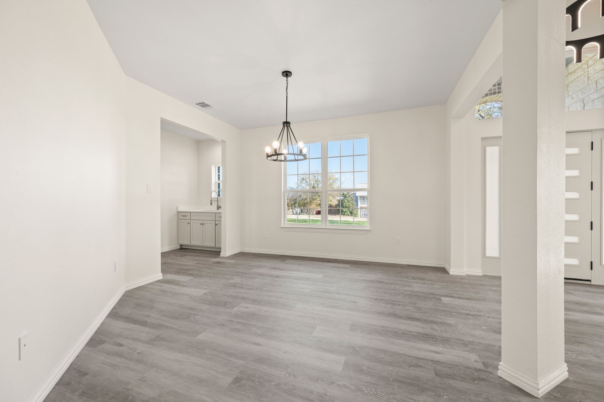 828 Mallard Pointe Drive Grand Prairie TX 75104