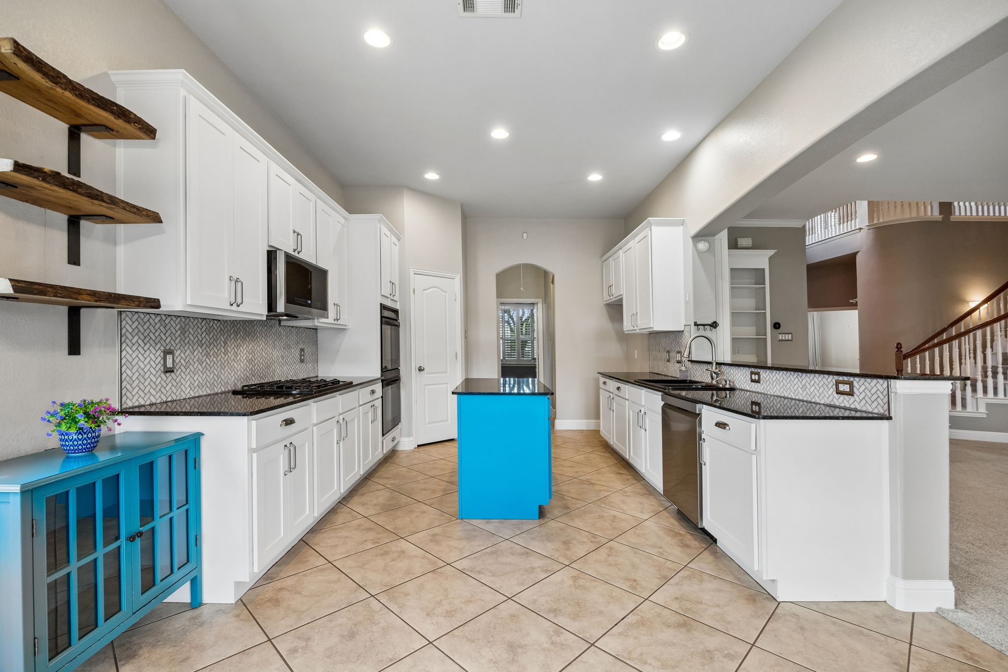 4306 Aston Lane Mansfield TX 76063