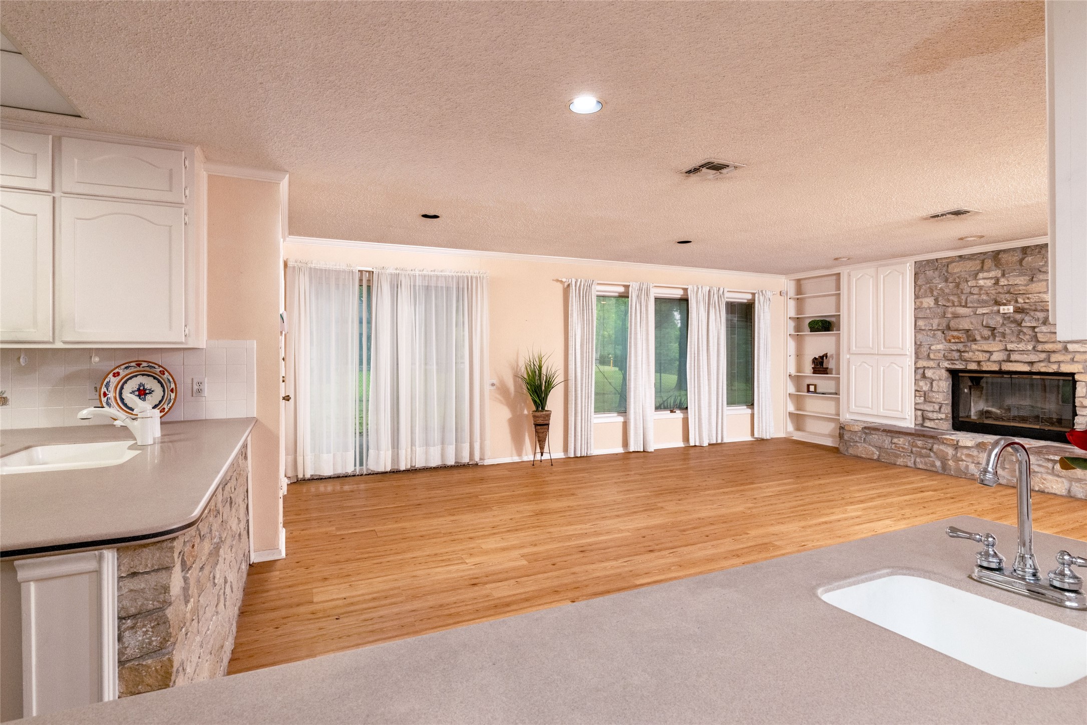 619 Baylor Street Weatherford TX 76086