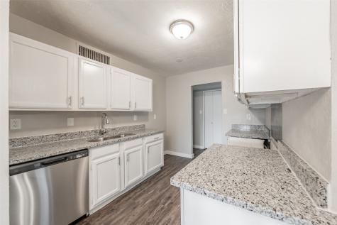 6925 Sandstone Court Fort Worth TX 76120