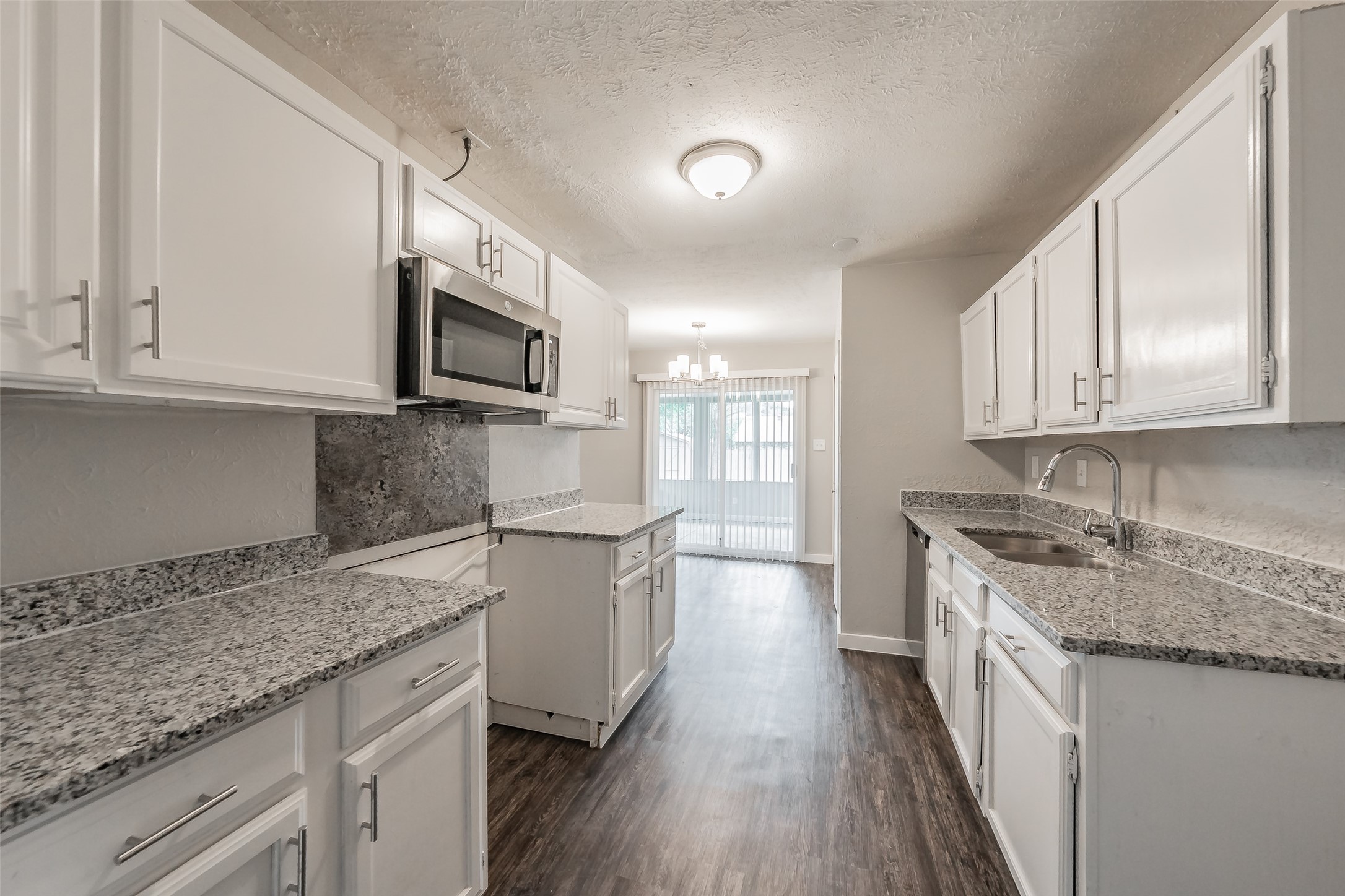 6925 Sandstone Court Fort Worth TX 76120