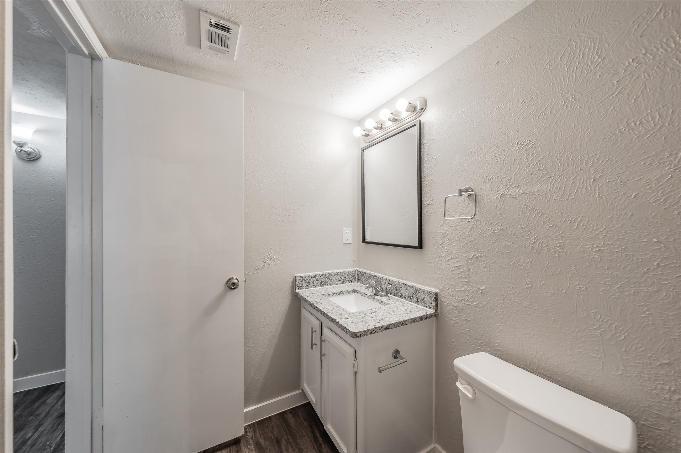 6925 Sandstone Court Fort Worth TX 76120