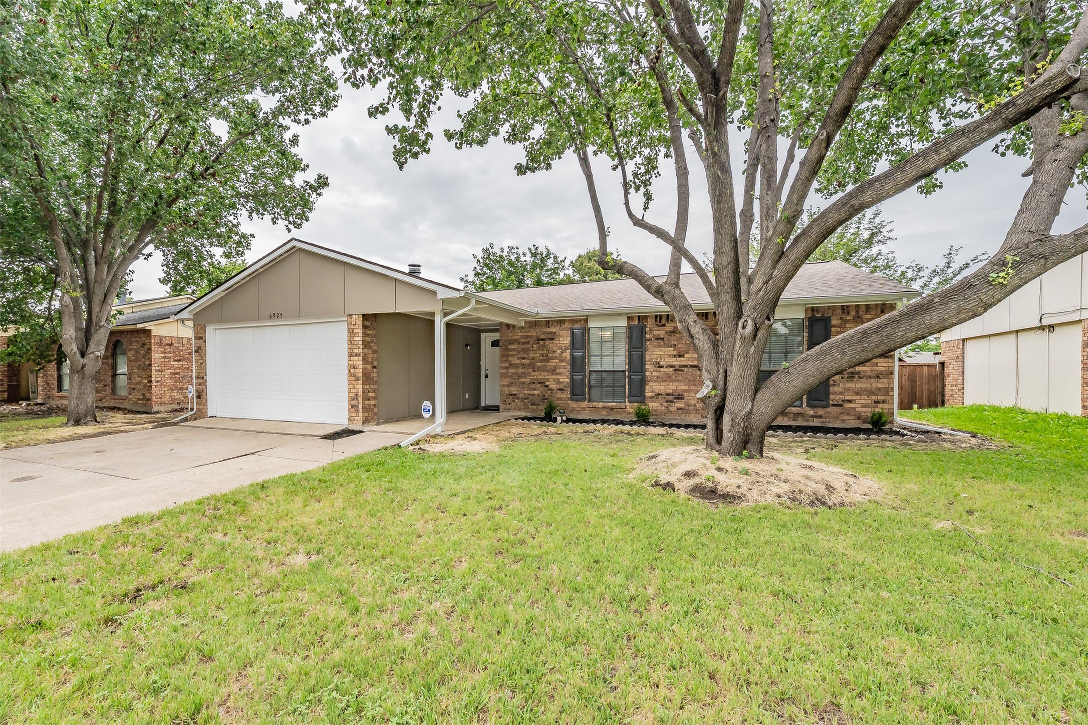 6925 Sandstone Court Fort Worth TX 76120