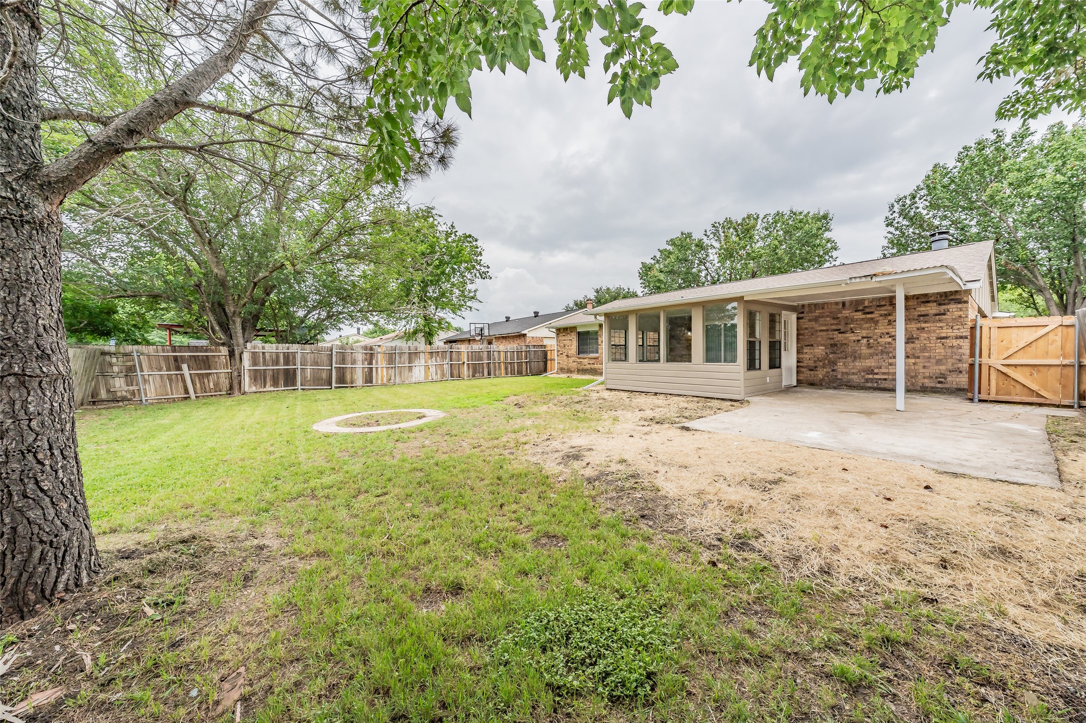 6925 Sandstone Court Fort Worth TX 76120