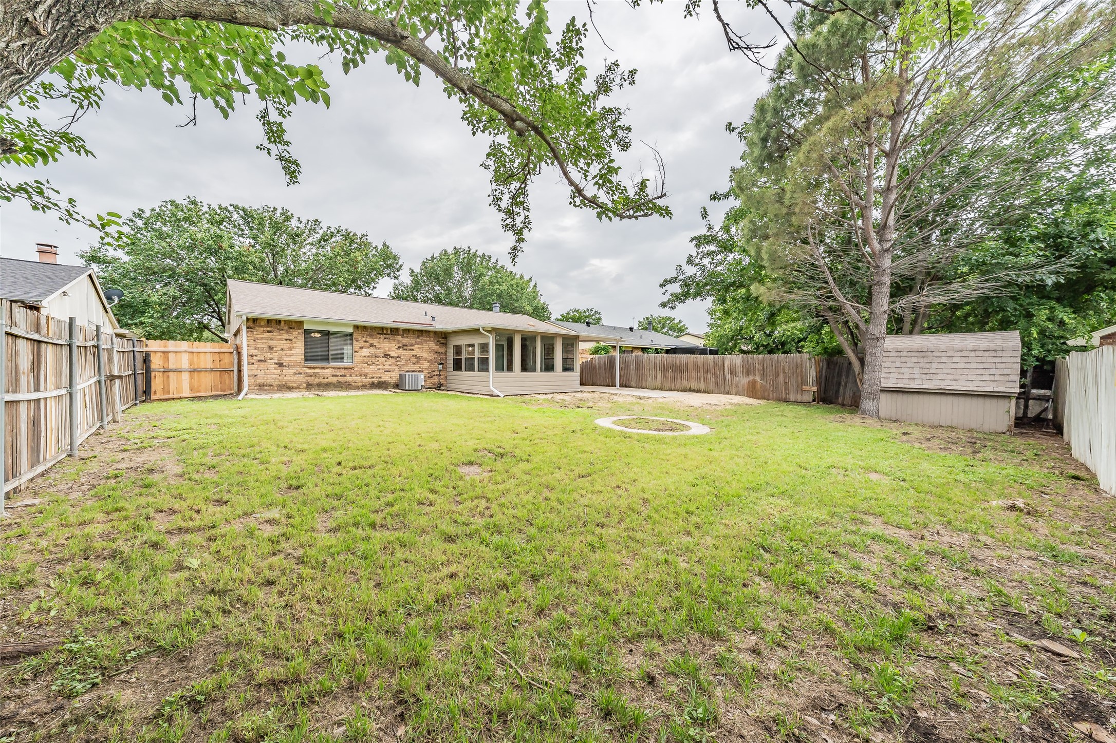 6925 Sandstone Court Fort Worth TX 76120