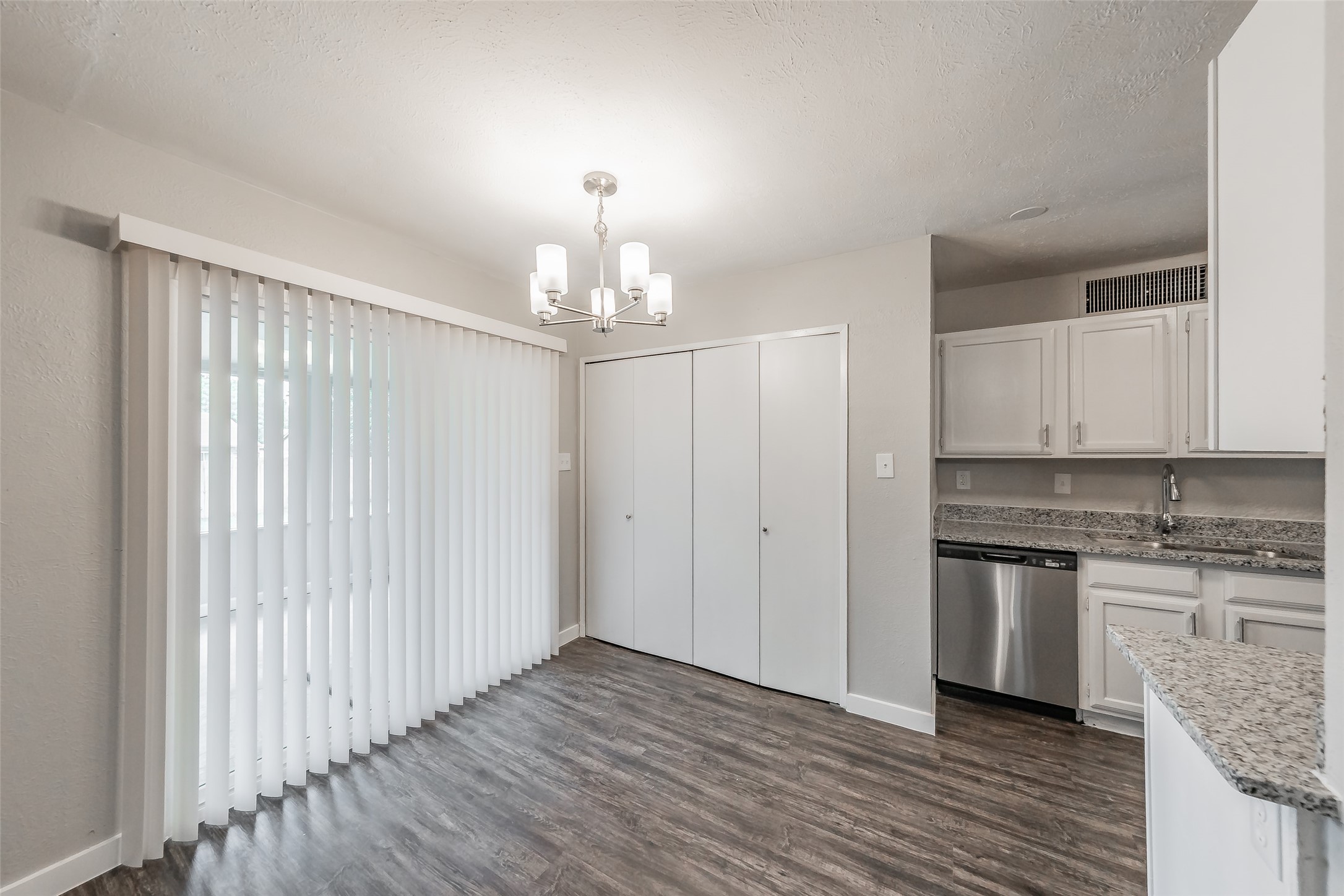 6925 Sandstone Court Fort Worth TX 76120