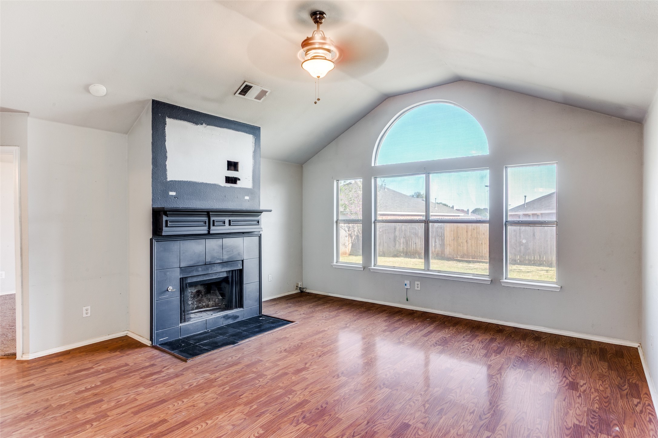 613 Prairie Gulch Drive Fort Worth TX 76140