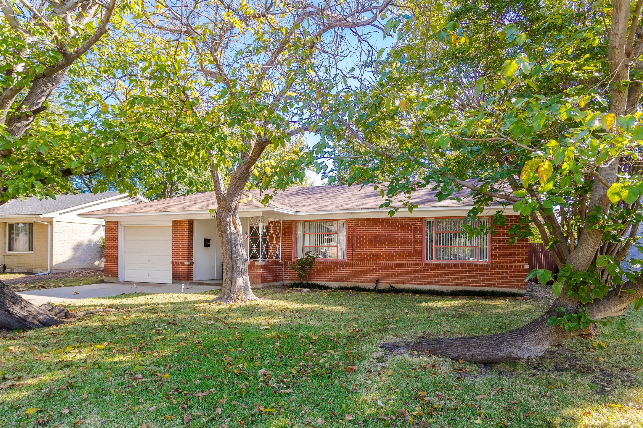 13454 Glenside Drive Farmers Branch TX 75234