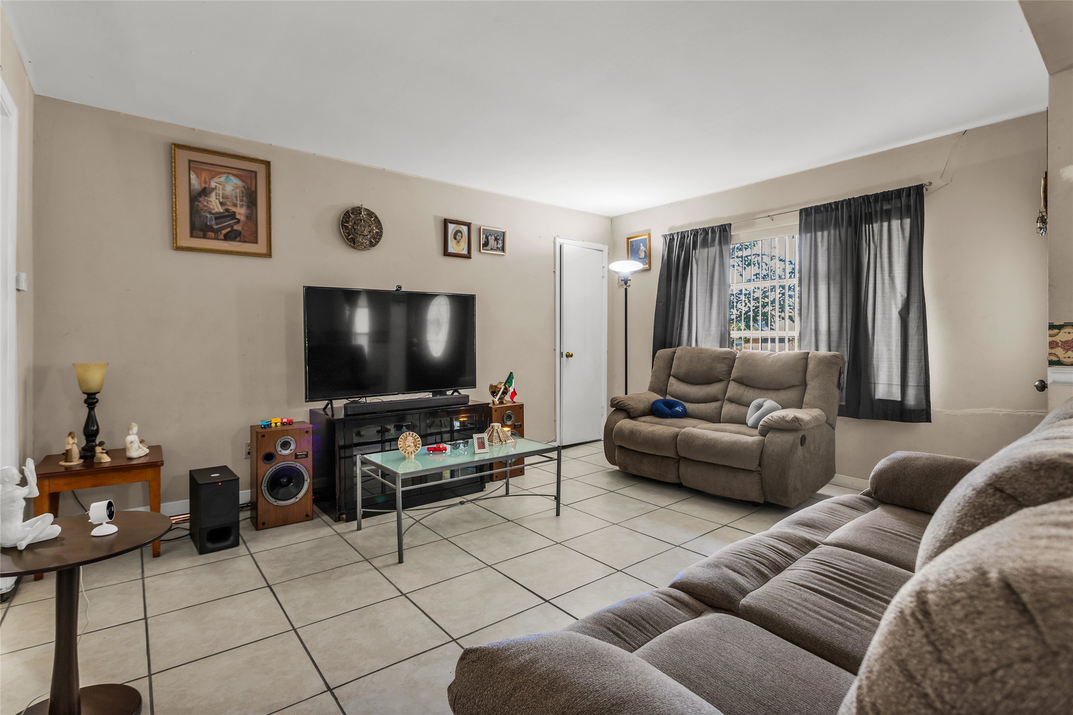 13454 Glenside Drive Farmers Branch TX 75234
